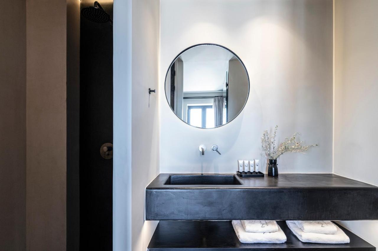 Nimbus Santorini Apart otel Oía Dış mekan fotoğraf