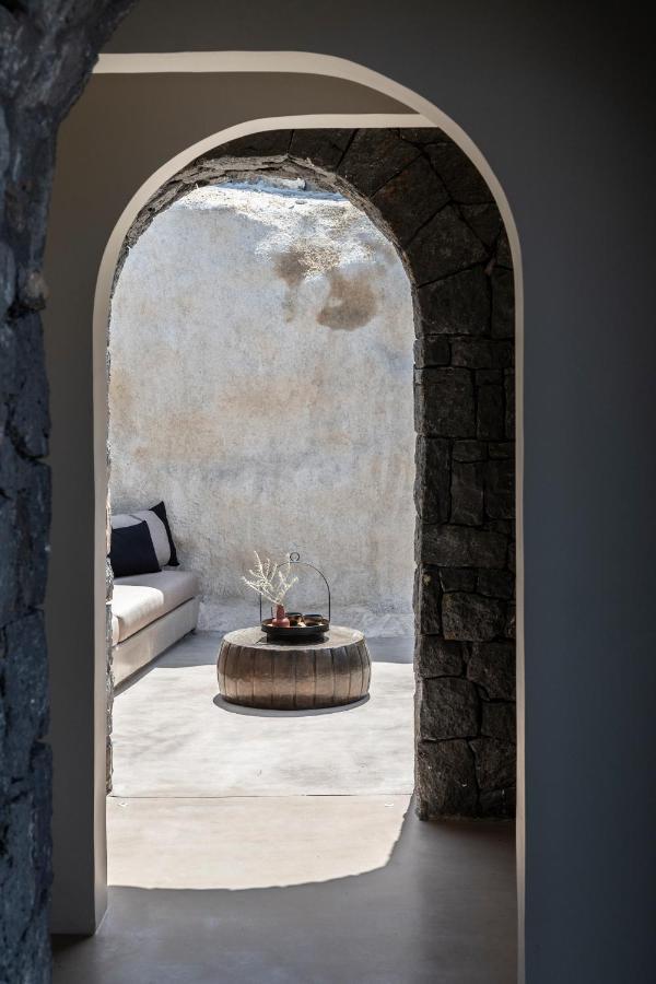 Nimbus Santorini Apart otel Oía Dış mekan fotoğraf
