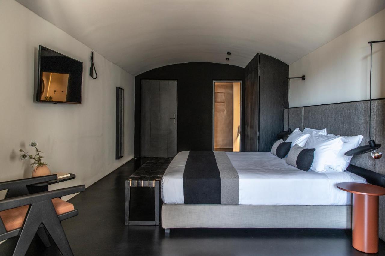 Nimbus Santorini Apart otel Oía Dış mekan fotoğraf